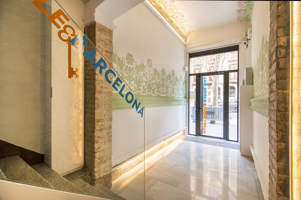 Happy People Sagrada Familia Apartments Barcellona Esterno foto