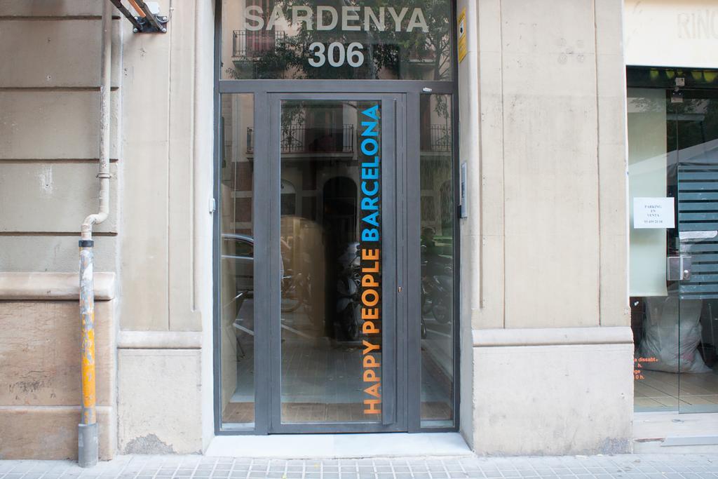 Happy People Sagrada Familia Apartments Barcellona Esterno foto